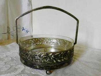 Glas Bowl in Metal Mounting - metal, glass - 1900